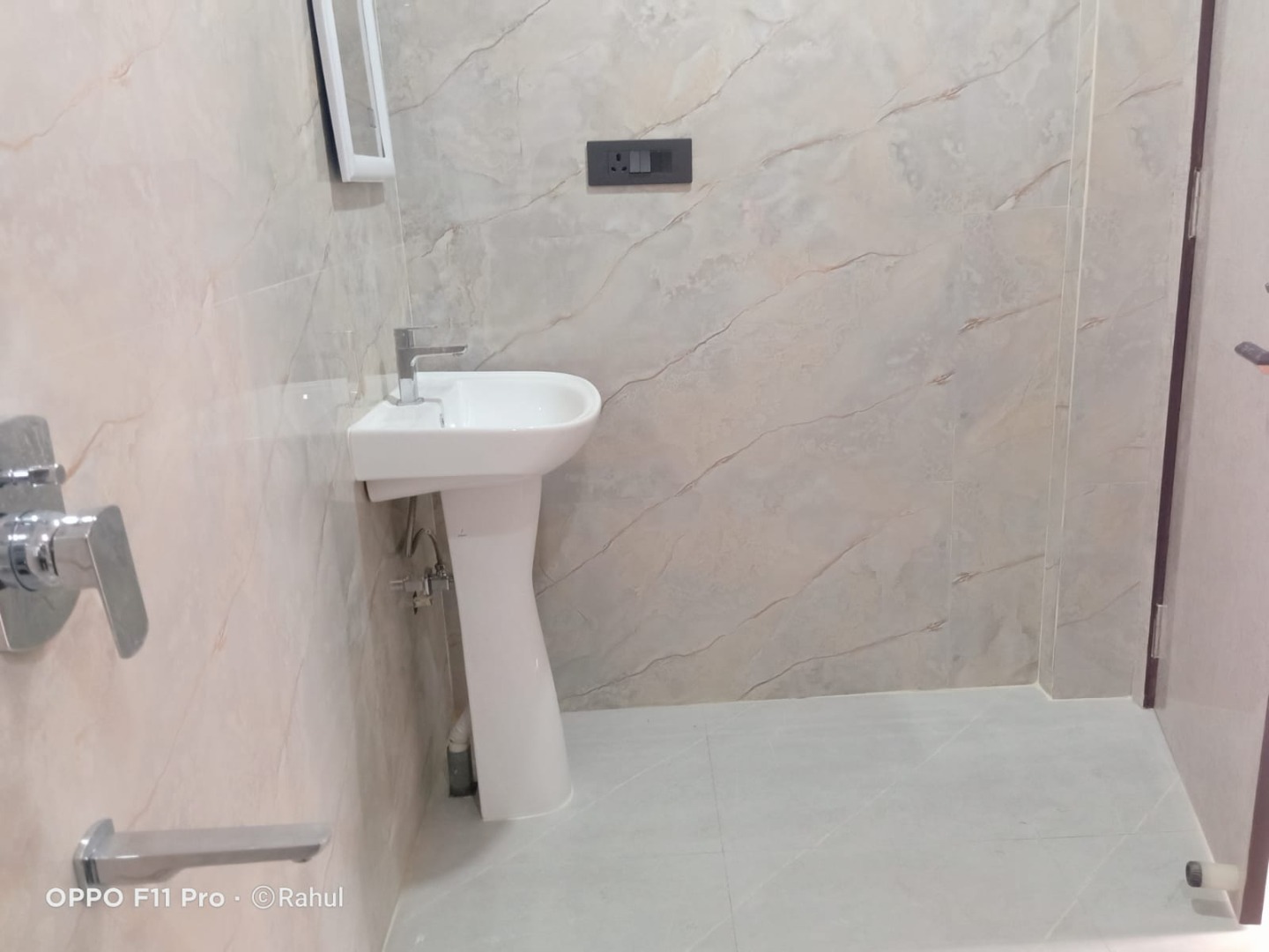 Semi Furnished 4bhk in Mathgharia, Guwahati, Assam, India for Rent